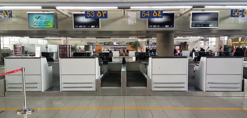 Mostradores de facturaci�n en la Terminal 1.